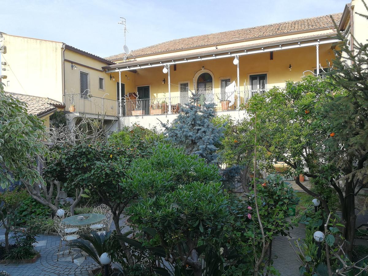 La Baronessa B&B Riposto Exterior photo